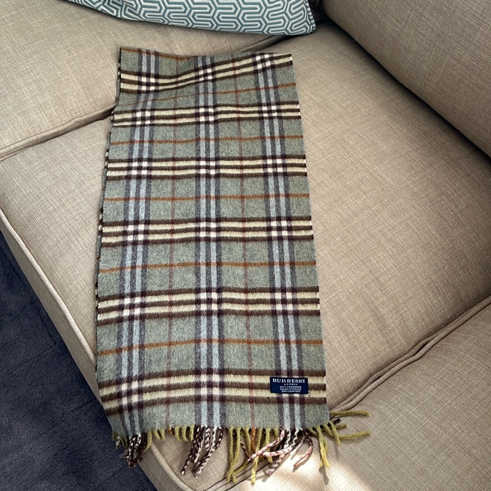 Burberry scarf- authentic